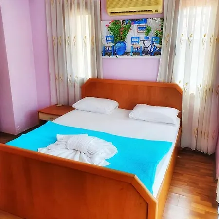 Huzur Villa , 4 Yatak Odali , 8 Kisilik , Muestakil Villa, Oezel Havuzlu