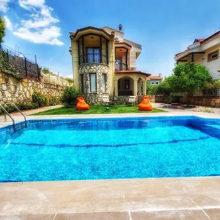 Villa Huzur Villa , 4 Yatak Odali , 8 Kisilik , Muestakil Villa, Oezel Havuzlu Fethiye