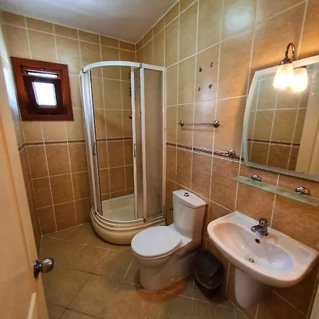 Huzur Villa , 4 Yatak Odali , 8 Kisilik , Muestakil Villa, Oezel Havuzlu 빌라 페티예