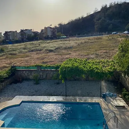 Villa Huzur Villa , 4 Yatak Odali , 8 Kisilik , Muestakil Villa, Oezel Havuzlu